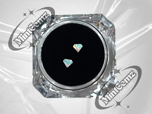 Opalweißer Diamant-Zahnschmuck